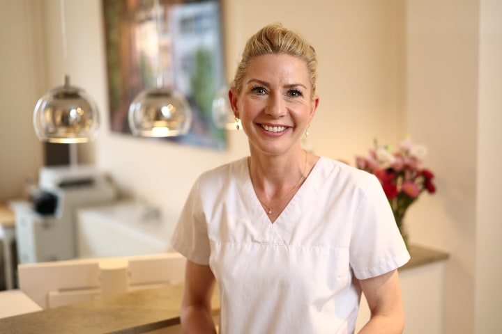 Zahnärztin Dr. Nina Asseln am Tibarg in Hamburg Niendorf